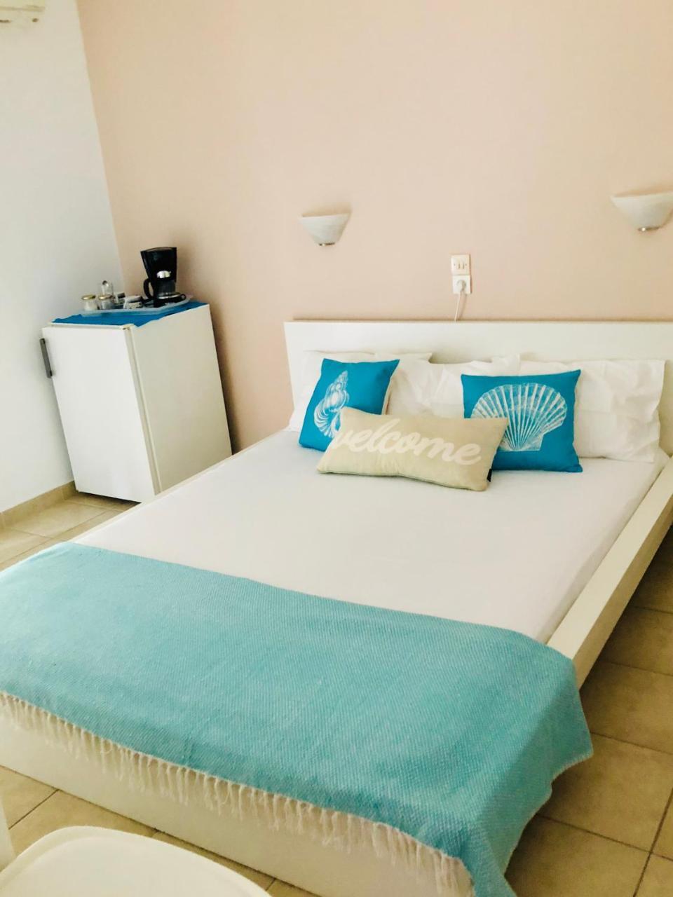 Hotel George Ágios Kírykos Chambre photo
